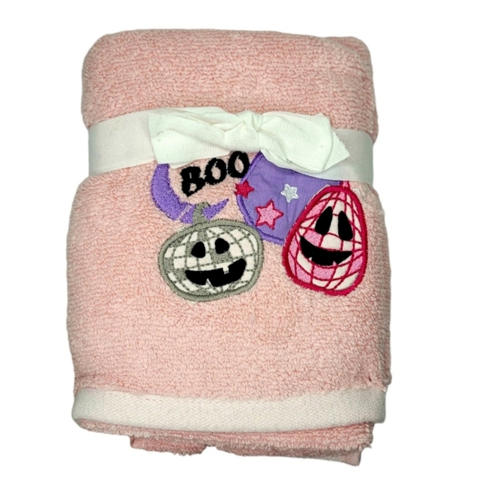 🆑️ CLEARANCE Betsey Johnson Pink Halloween Pumpkins Hand Towels Set Of Two